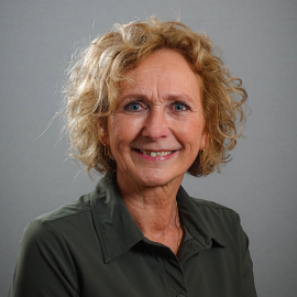 Fenja Pielman - Administratief medewerker Fenja Pielman - Administratief medewerker
