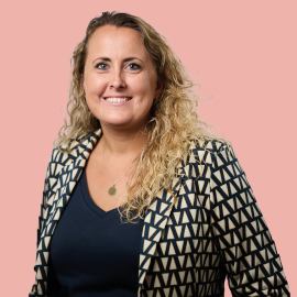 Sharon Gerdes - Teamleider verzekeringen bedrijven binnendienst Sharon Gerdes - Teamleider verzekeringen bedrijven binnendienst
