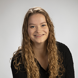 Eva Hennink - Adviseur binnendienst particulier Eva Hennink - Adviseur binnendienst particulier